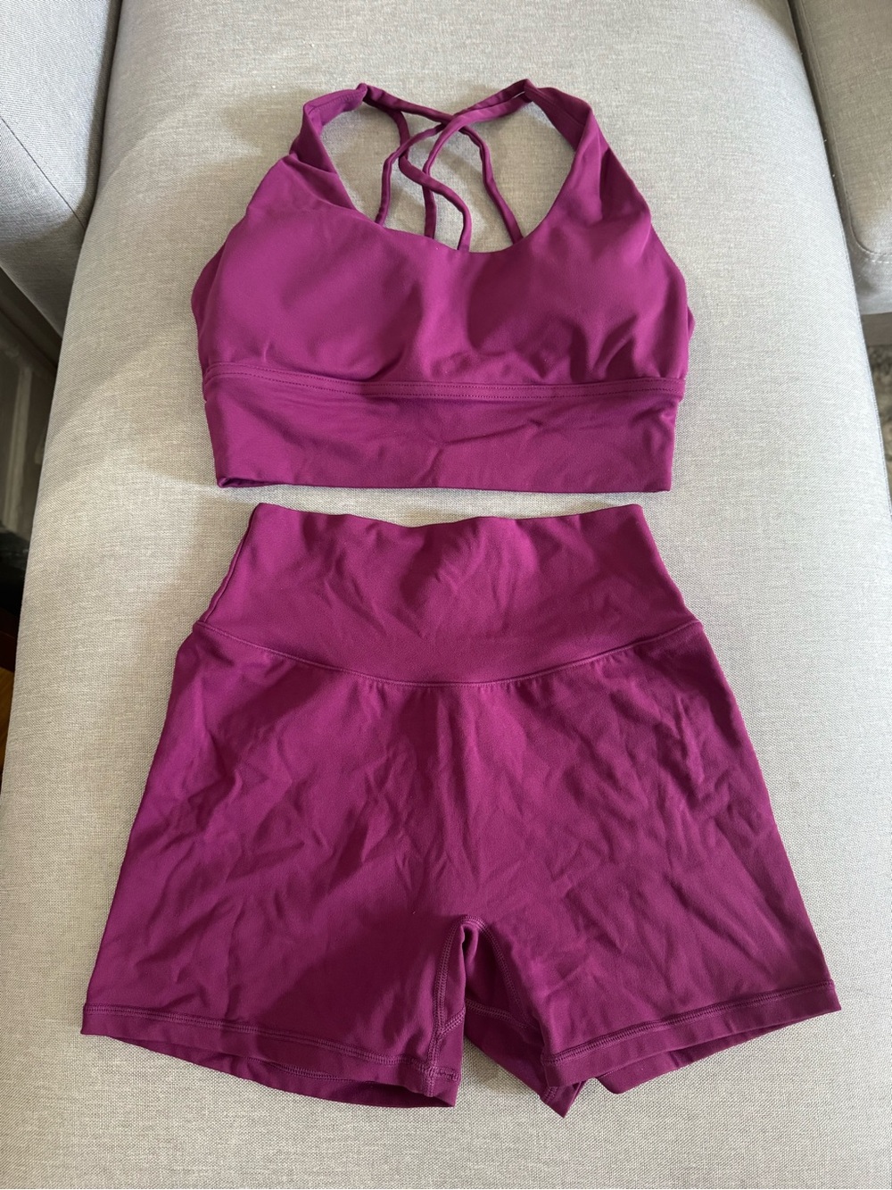 Ptula Cassey 4’ Short & Cecille Bra Set — Magenta